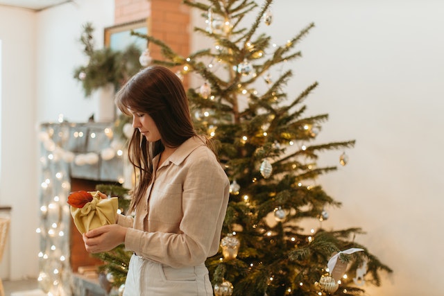 where-to-set-up-unlit-artificial-christmas-trees