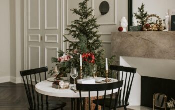 Choosing Artificial Christmas Trees with Lights